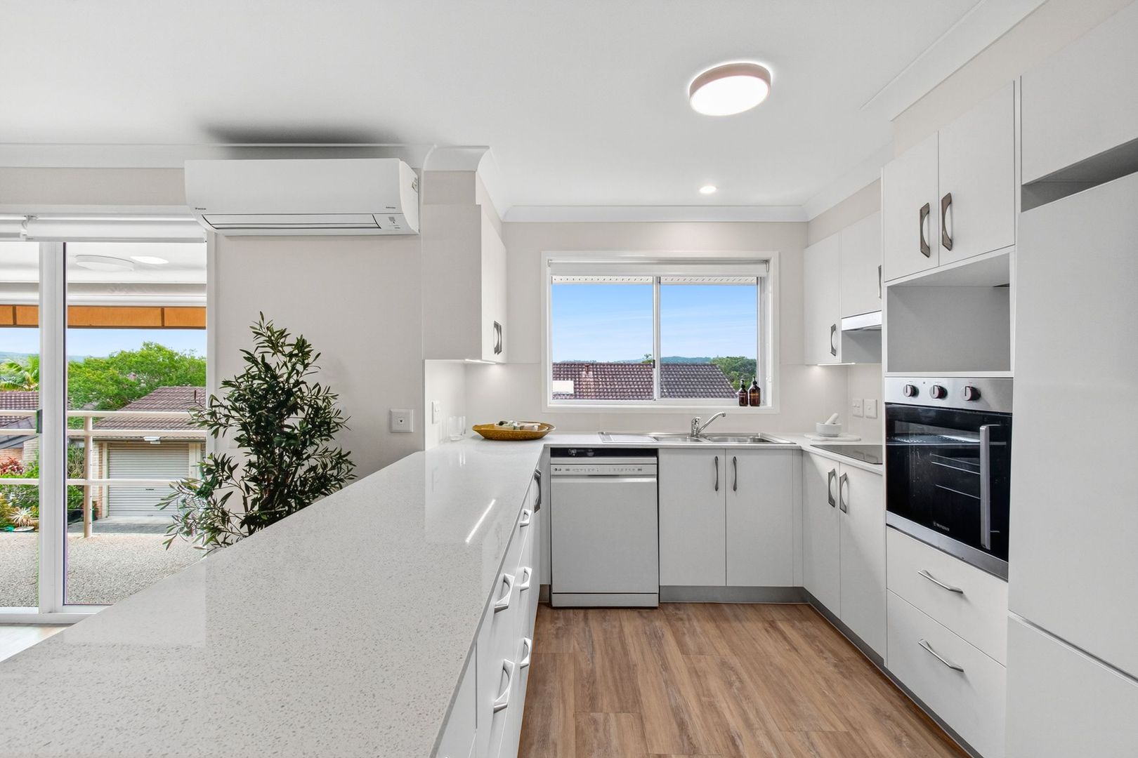 Refurbished and Spacious 2 Bedroom Home 
