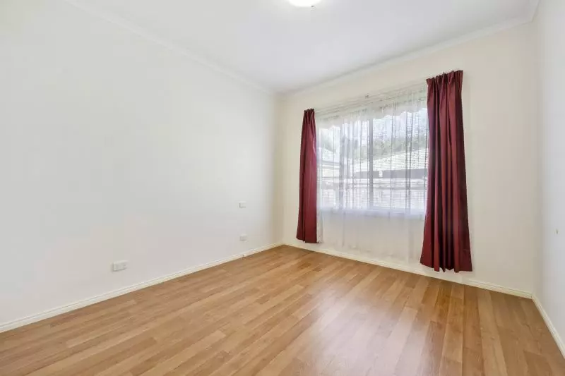 Newly Renovated- Cosy 2 Bedroom Home
