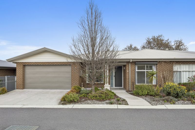 Spacious Living with Alfresco Appeal