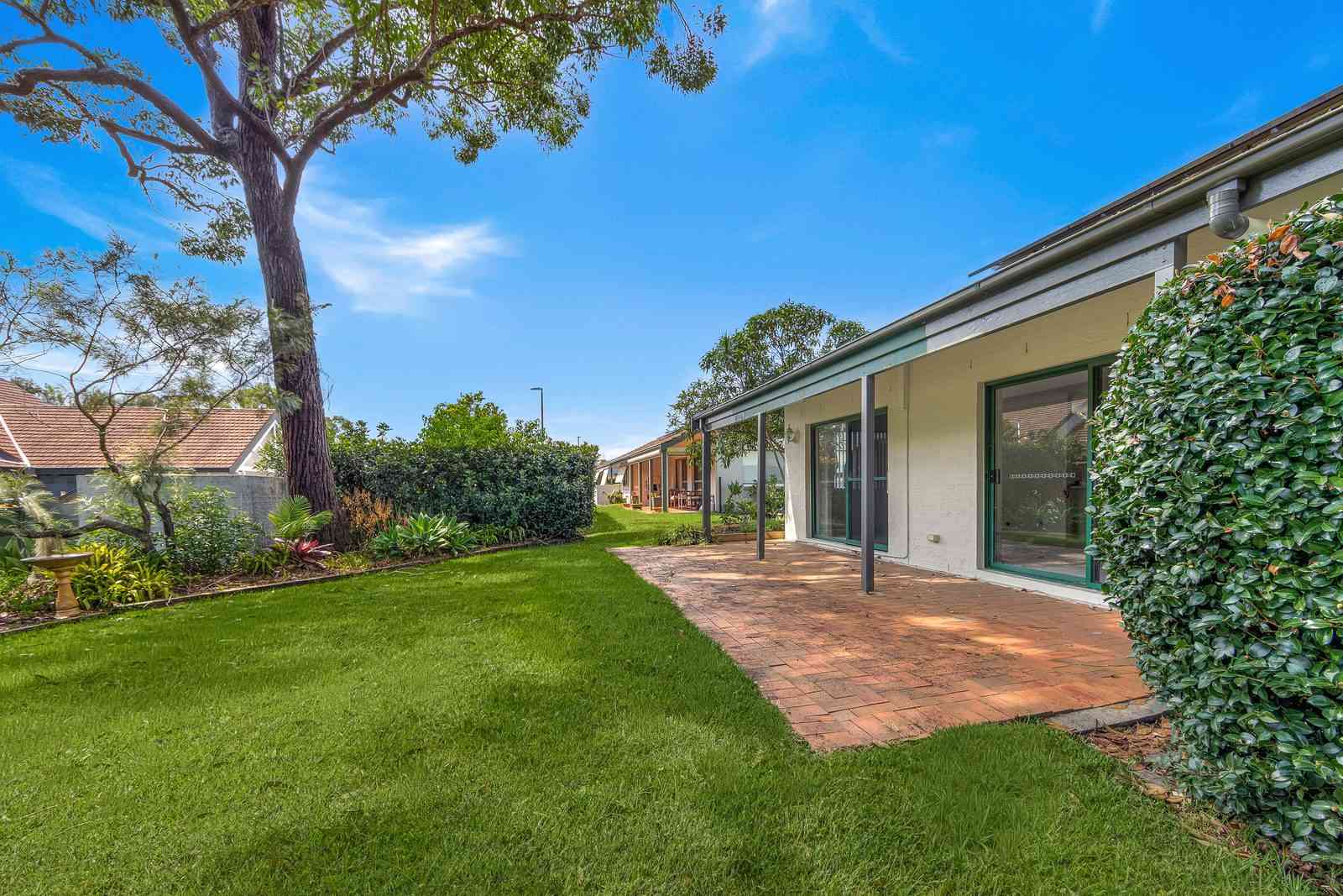 Beautiful Large Garden Villa with Croquet Court Outlook