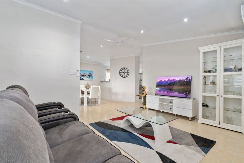 Relaxed Lifestyle Living by the Nepean River