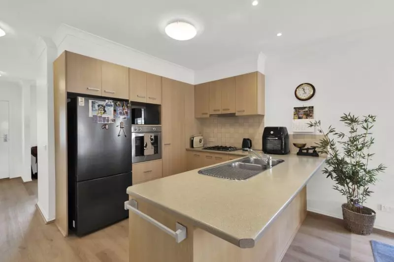 Lifestyle Communities Brookfield - Warm & modern appeal