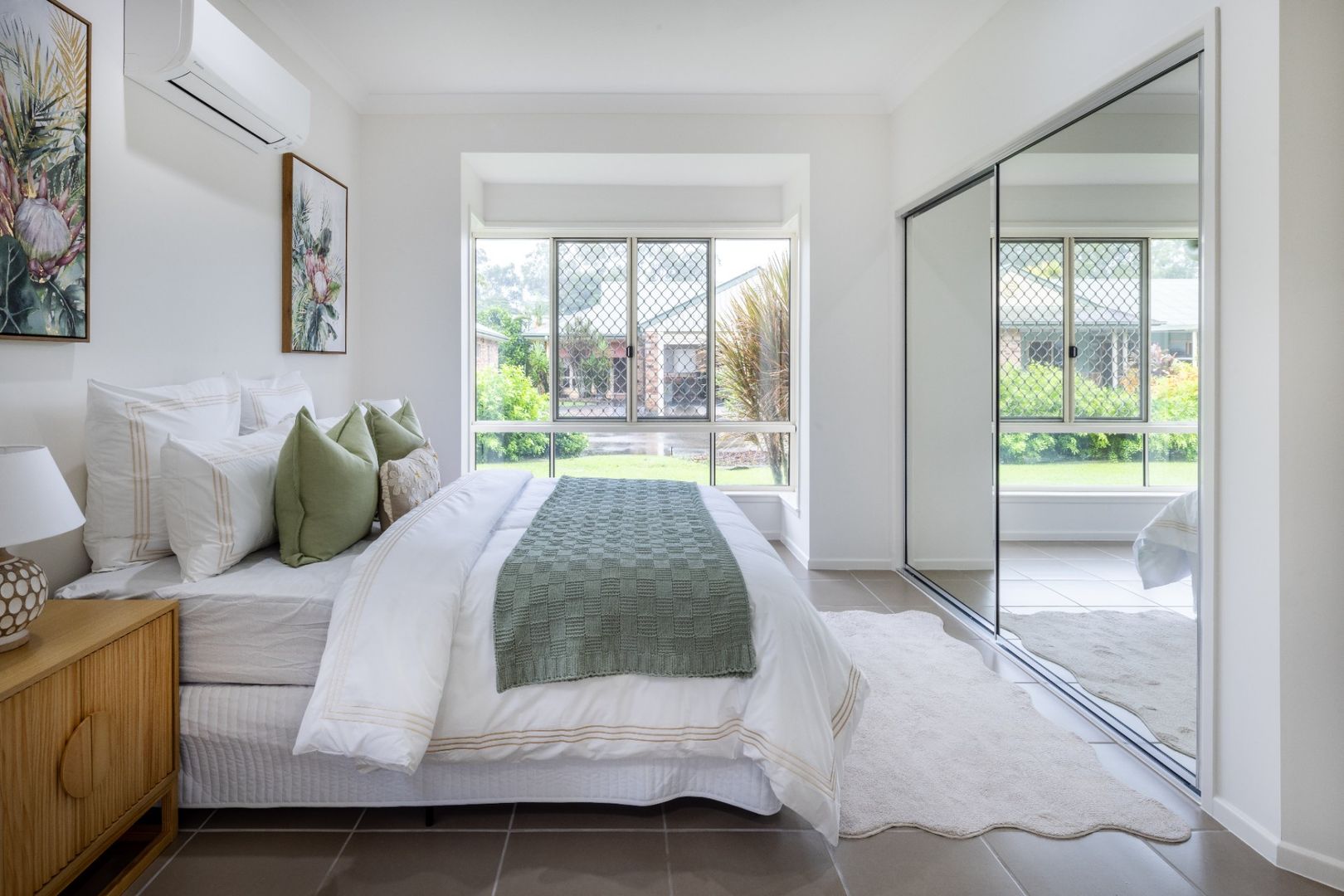 Great sized two-bedroom villa with large outdoor patio
