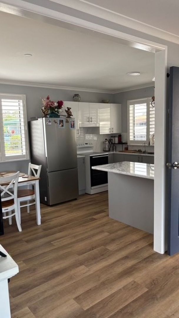 Freshly Renovated MOVE IN READY!!