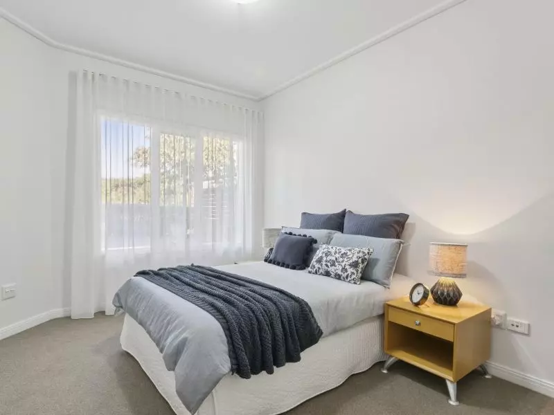 Stylish Home with Garden Terrace Access