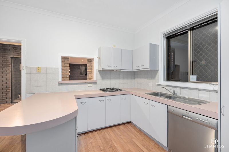 Family Home With Development Options!