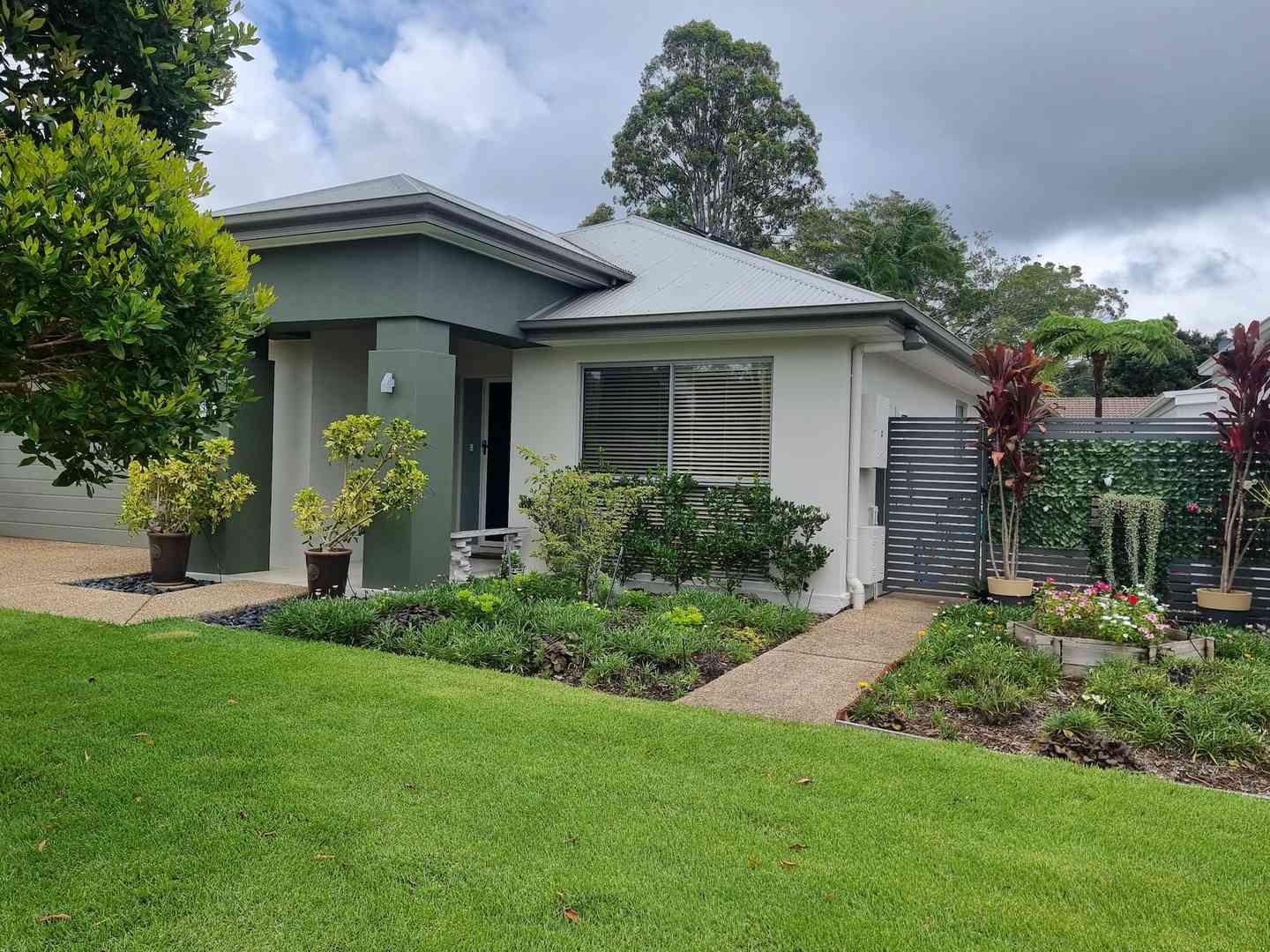 TIGHTLY HELD HALCYON LANDING ... RARELY COME TO MARKET!