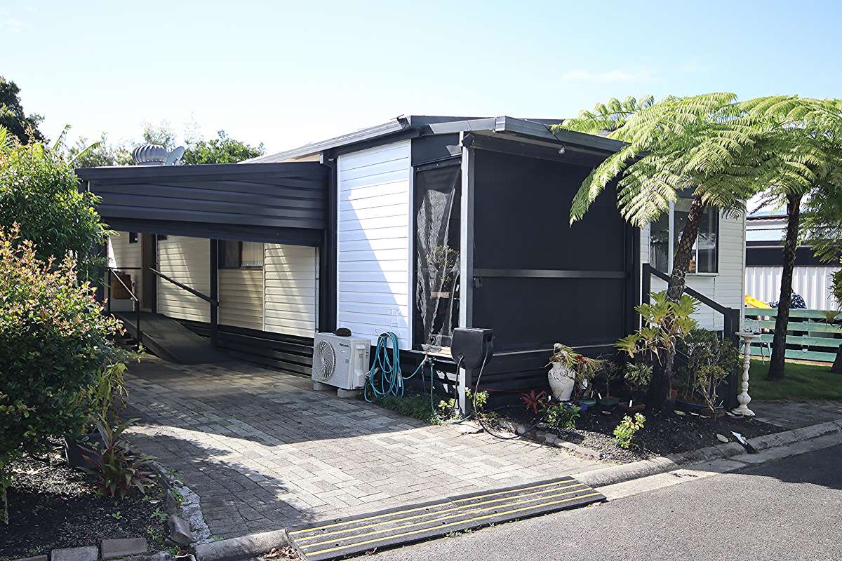Tasman Holiday Resort - North Star, Over 50's Residential Park