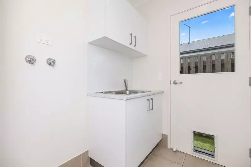 Practical Modern Living with Everyday Comforts