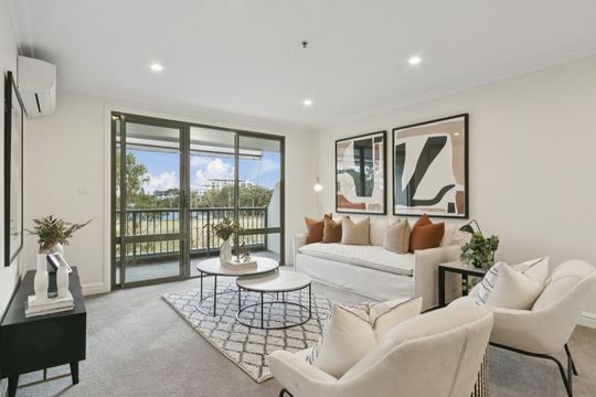 Stunning new 2-bedroom + dining room boutique apartment