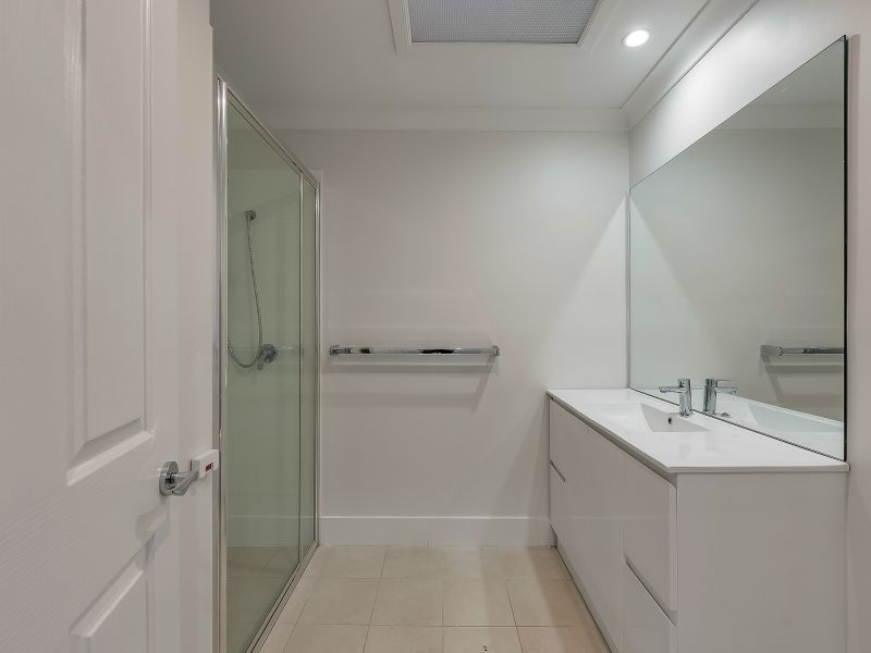 Modern Styling, Close to Village Amenities