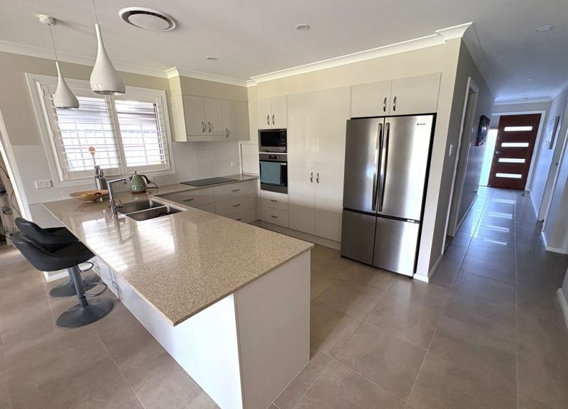 Modern, spacious and peacefully located