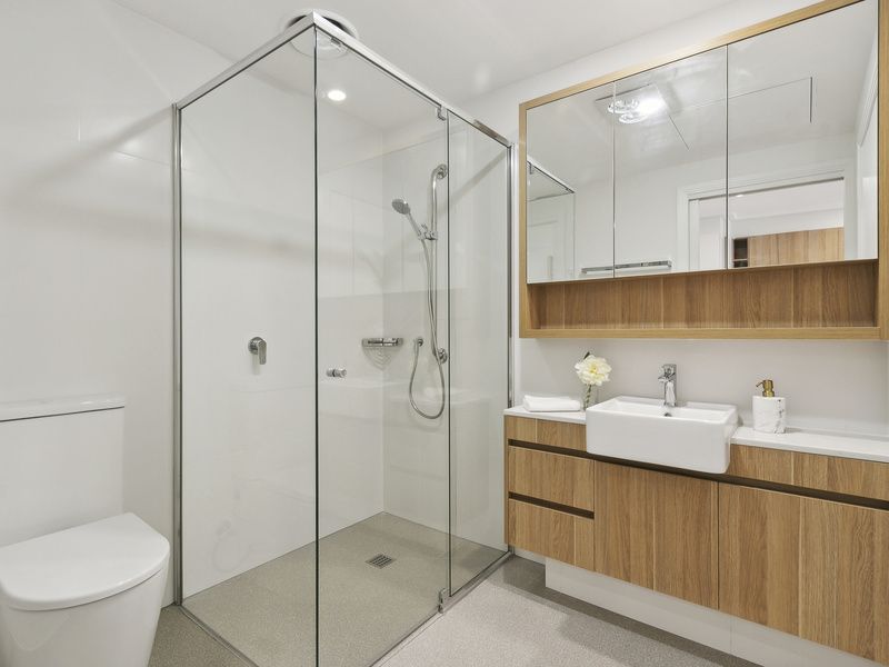 Newly Refurbished Haven with Bright Open Living