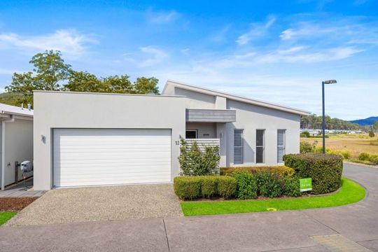 Great Corner Block with Views