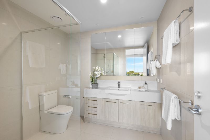 107 - The Emerald Penthouse