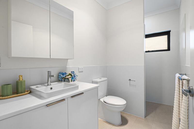 Modern 3 Bedroom Home with Double Carport