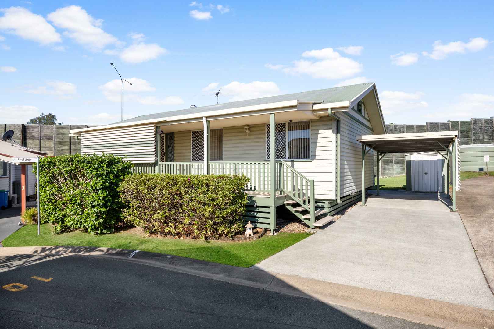 Palm Lake Resort Carindale
