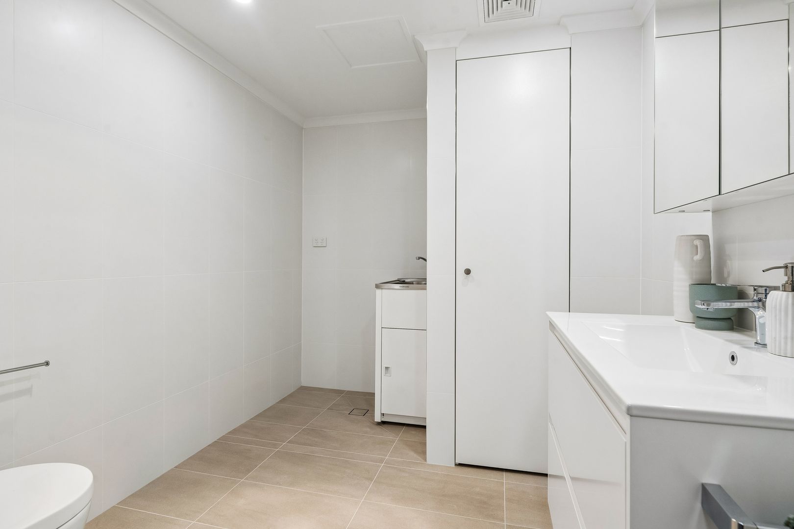 A Peaceful Villa Steps From the Community