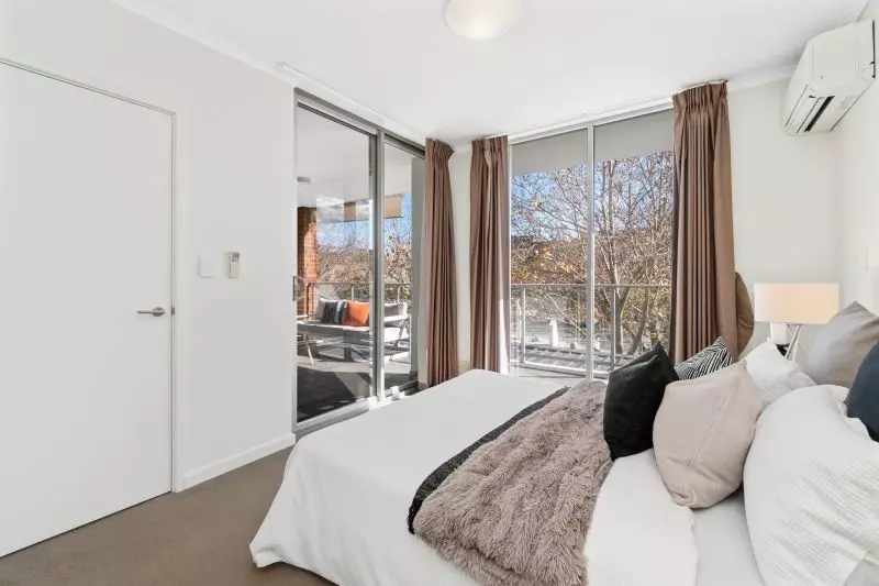 Contemporary Luxury Lifestyle!