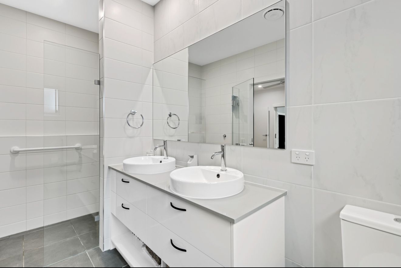 Halcyon Nirimba - Home 208 - Over 50’s Luxury Resort (Avoca design)