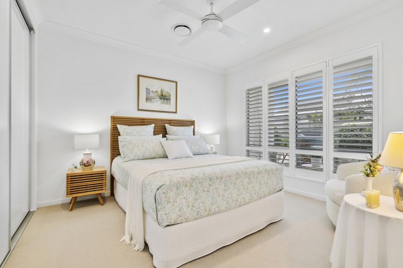 Exquisite Lakeside Property