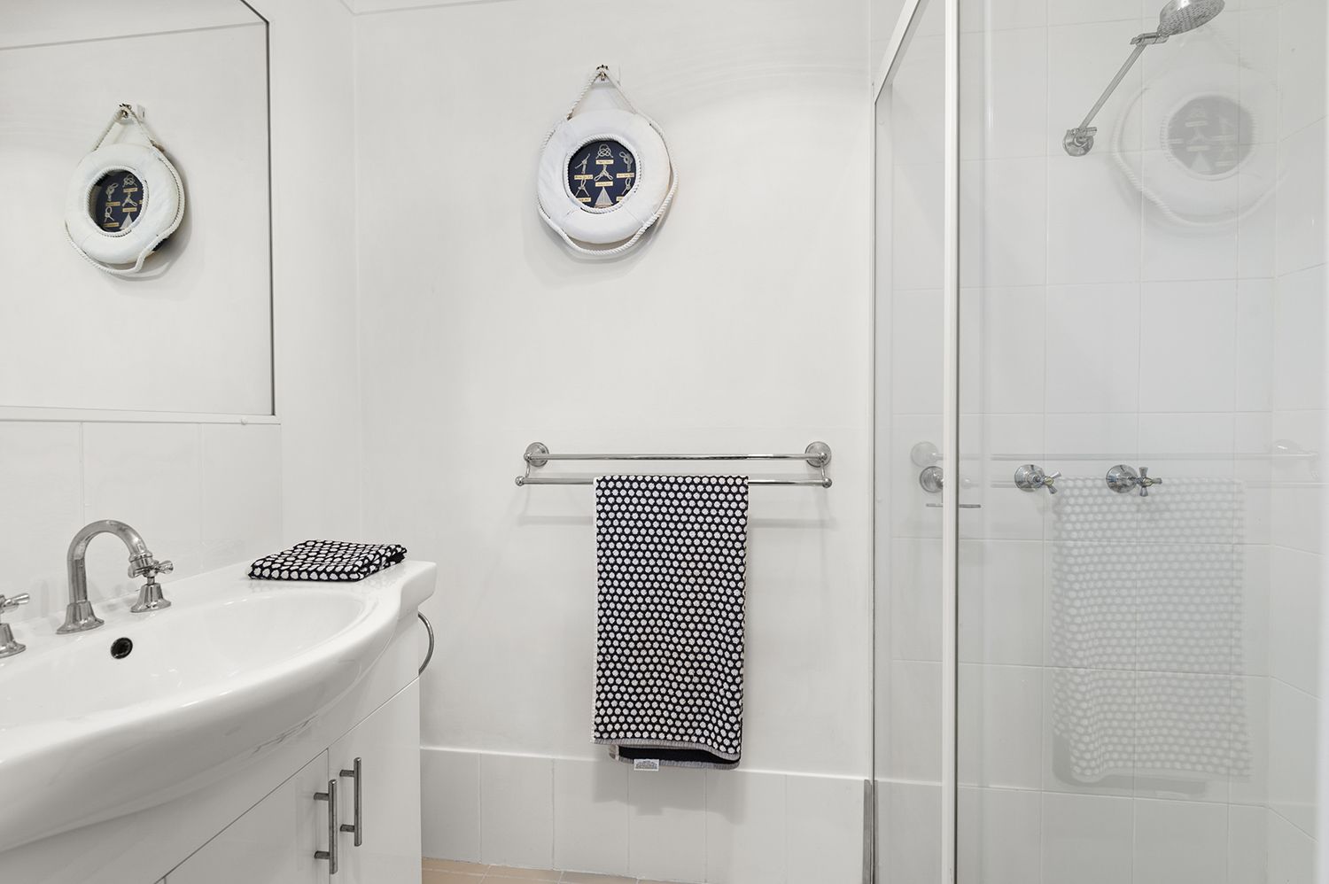 UNDER CONTRACT - DEPOSIT TAKEN - Light, Modern and Open - Feel the Space - Two covered outdoor living areas