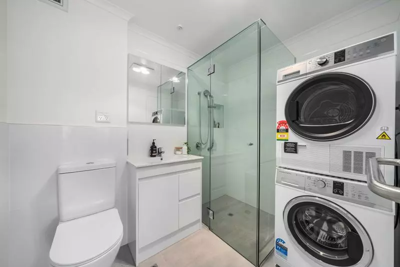 Apartment with views over community gardens