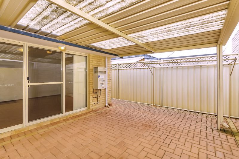 ARCADIA WATERS MADDINGTON - Light & Bright, Ready to Move In...