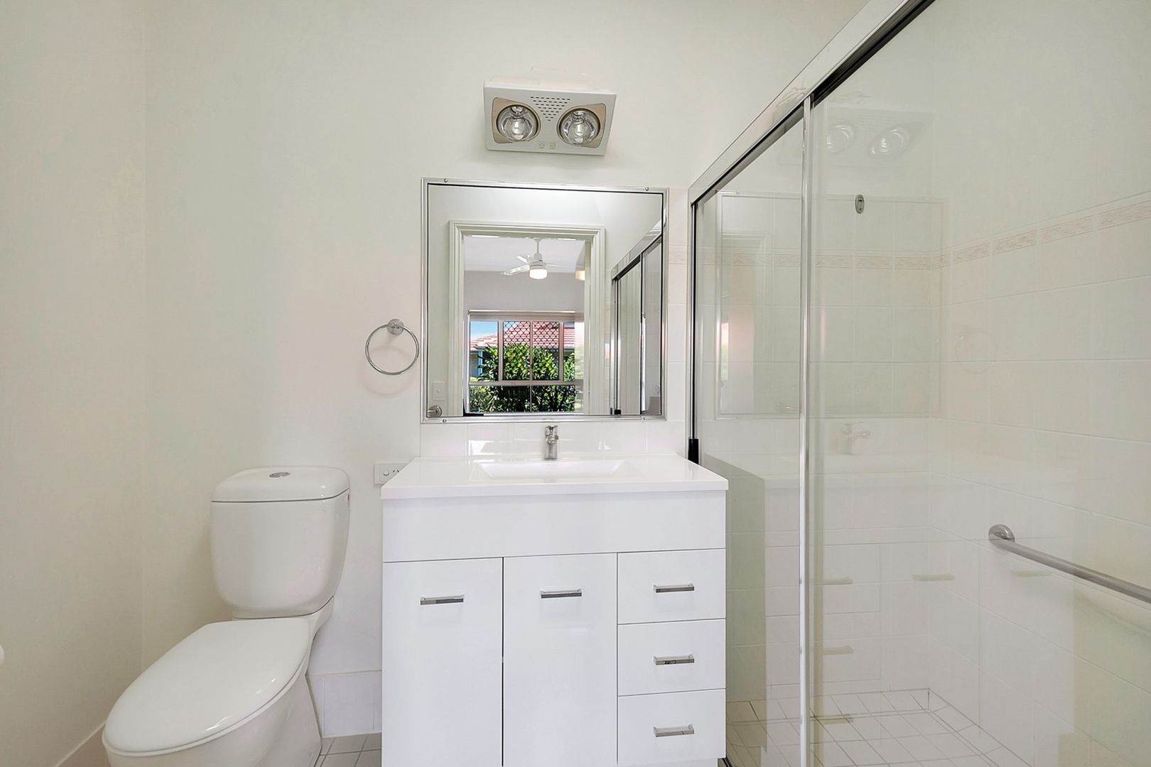 105/3-9 Salford Street, Victoria Point - Serviced Apartment