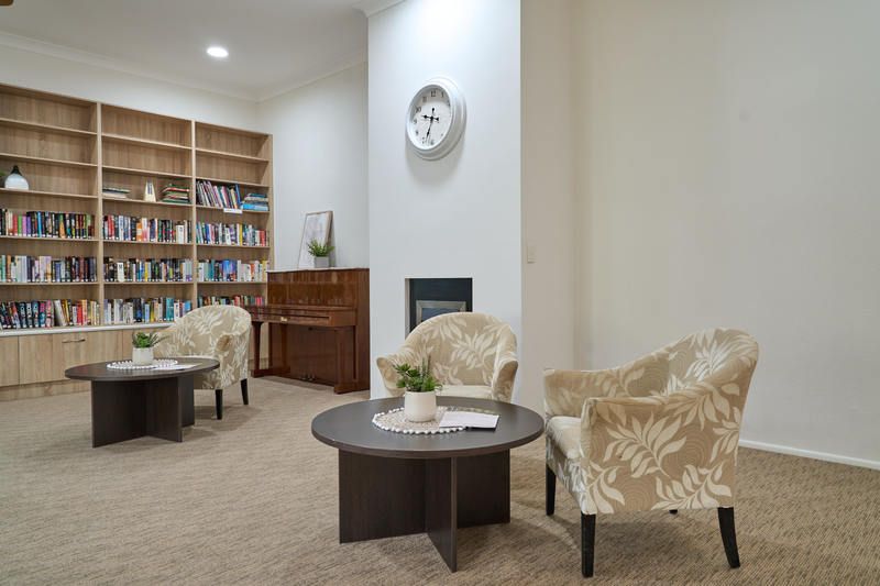 Refurbished Studio Apartment with Patio Overlooking Rainforest