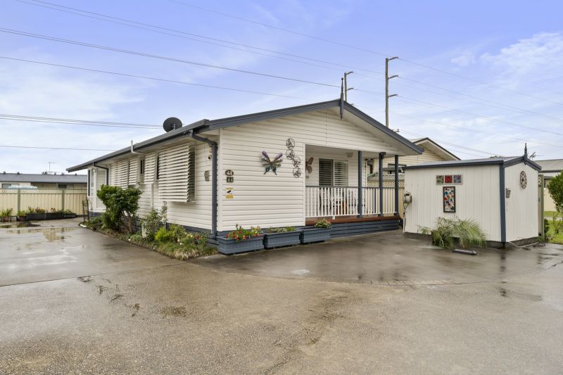 Relaxed Lifestyle Living by the Nepean River