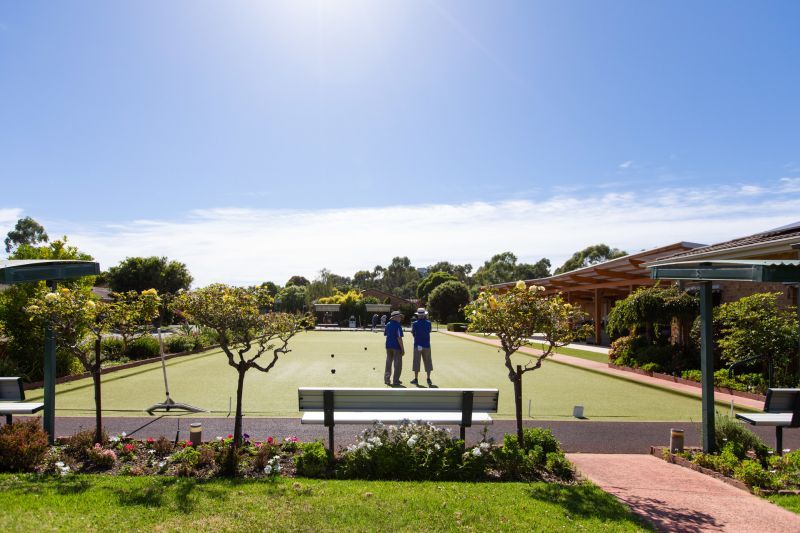 Low maintenance freedom