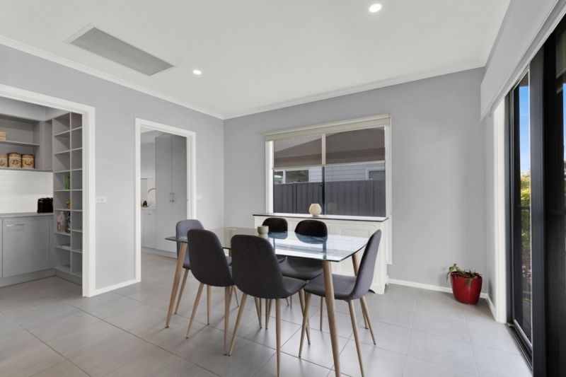 Lifestyle Communities Wollert - Charming 2-bedroom home with modern updates