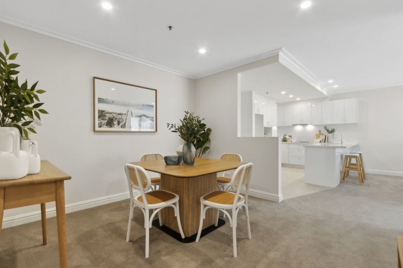 Bright and beautiful two-bedroom apartment with separate dining room