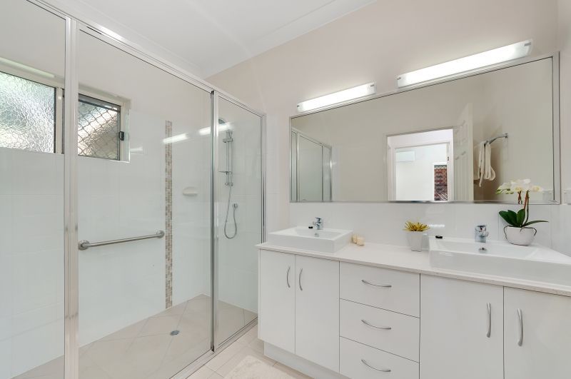 Two-bedroom villa with garage
