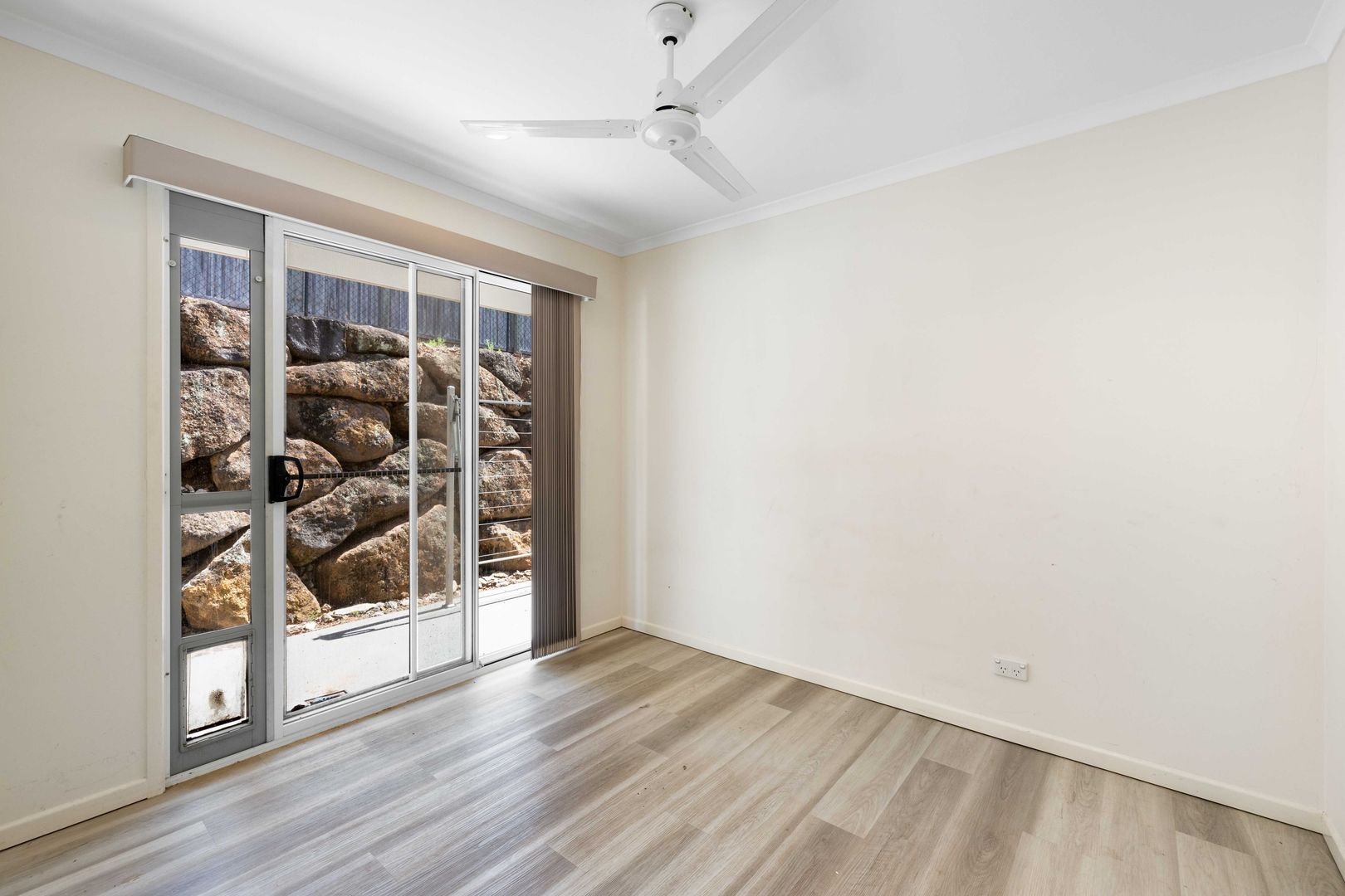 Two bedroom home plus study in Palm Lake Resort Eagleby