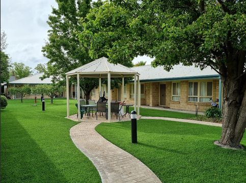Independent Living Unit- Rent in a Seniors Living Community