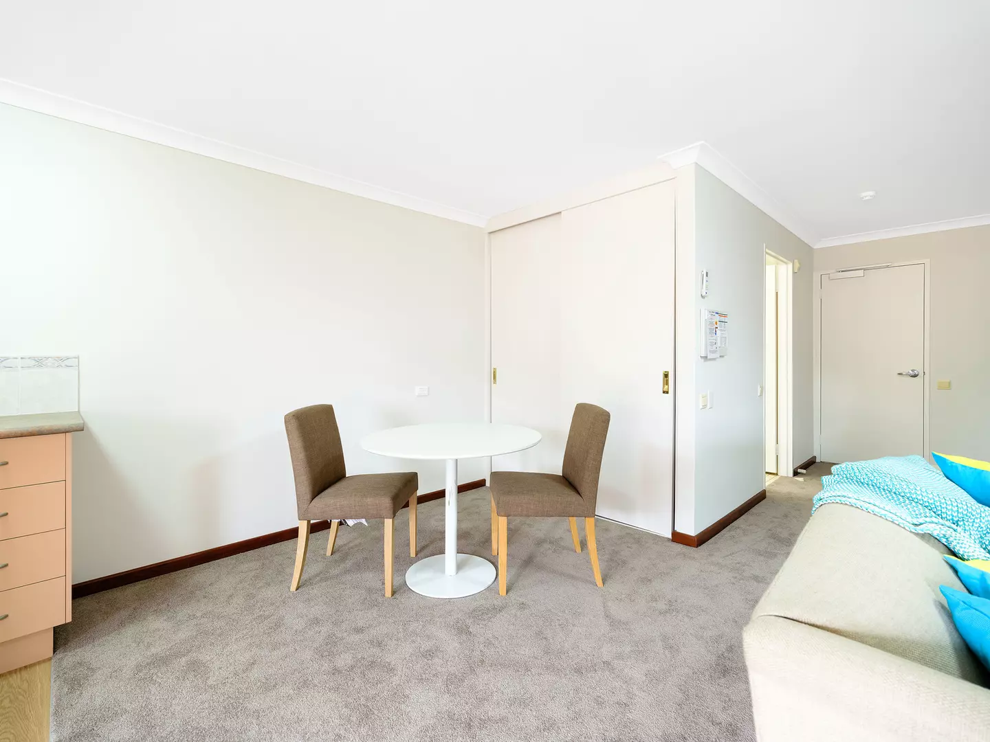 Secure studio apartment in the heart of the clubhouse