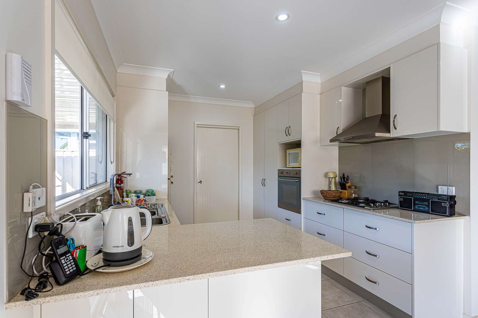 Palm Lake Resort Fern Bay - Close to all amenities