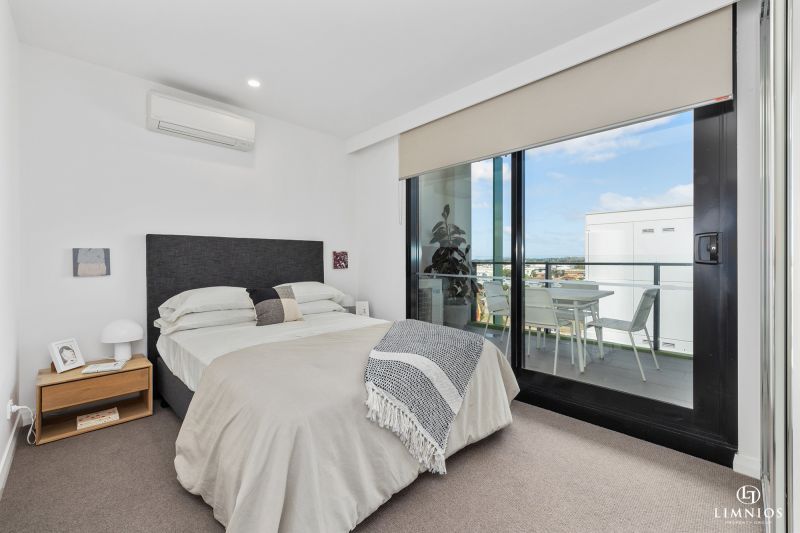 Contemporary Style Apartment in Perfect Location