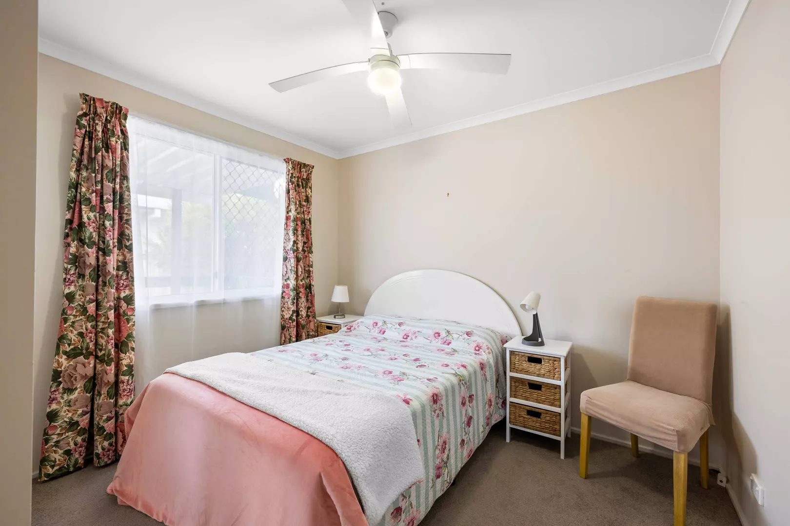 Beautifully presented property with Double Garage and DOG Friendly!!!