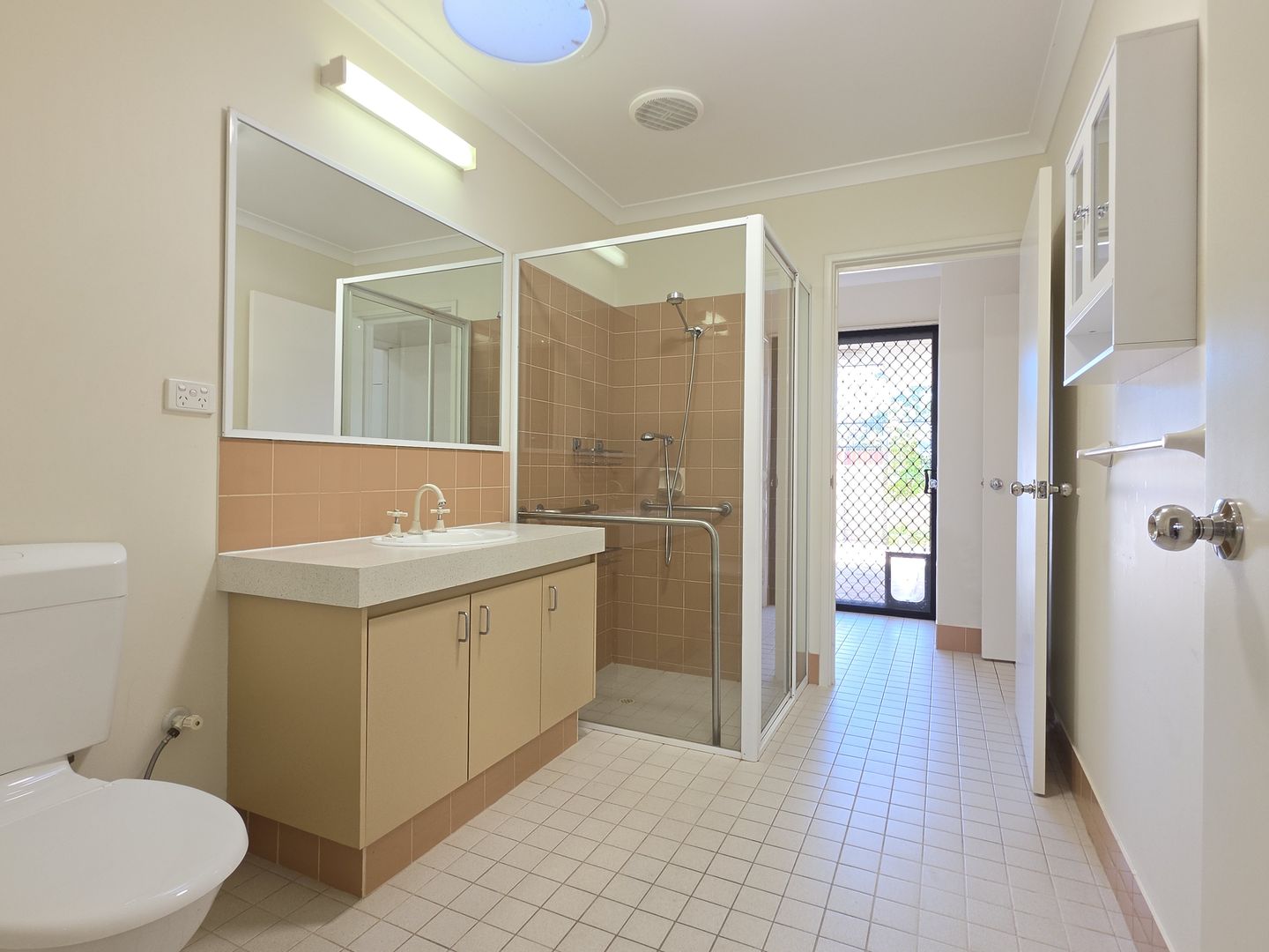 Charming two-bedroom Villa in Balga