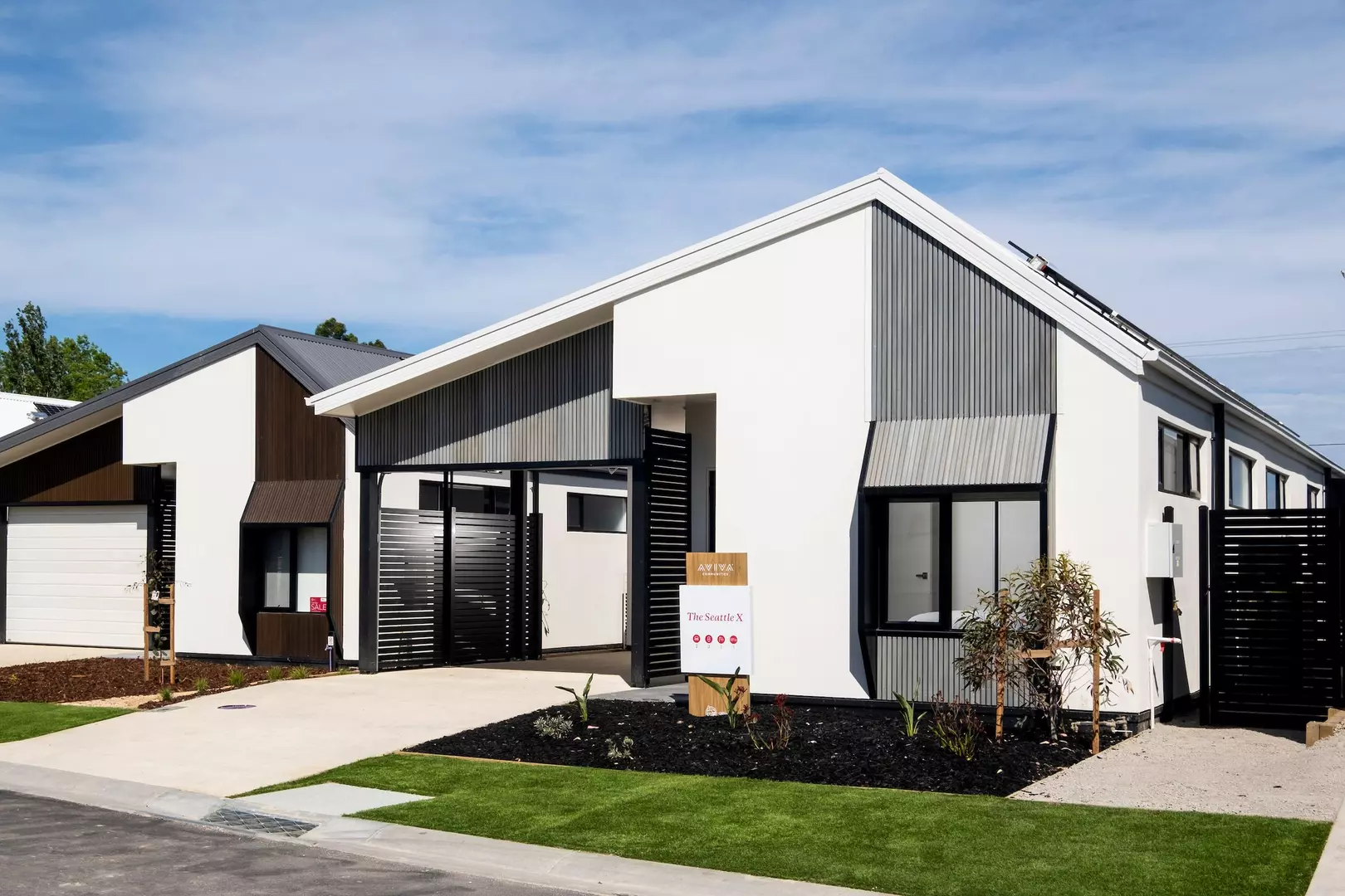 Contemporary Living, Simply Seamless – The Seattle SX