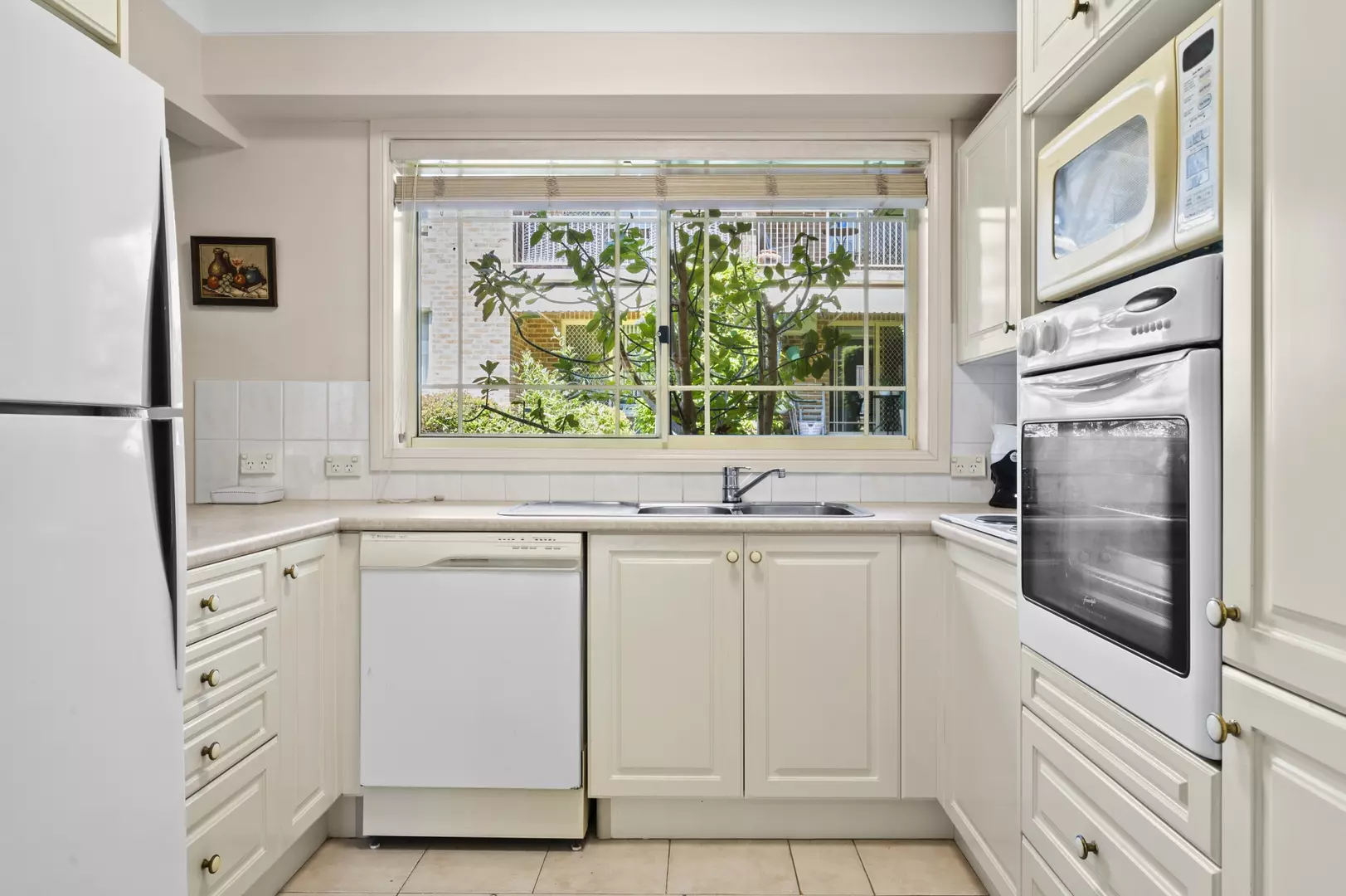 Two-Bedroom Unit With Garage in Prime Location