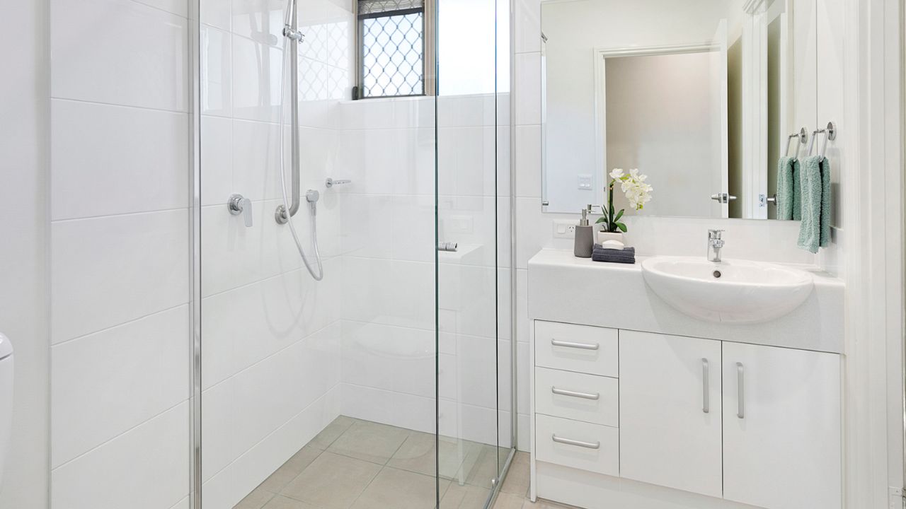 7/9 Salford Street, Victoria Point, 4165