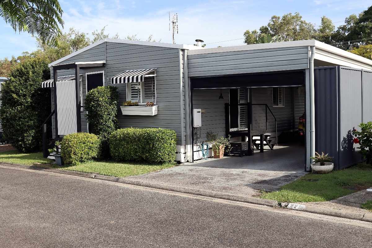 Tasman Holiday Resort - North Star, Over 50's Residential Park