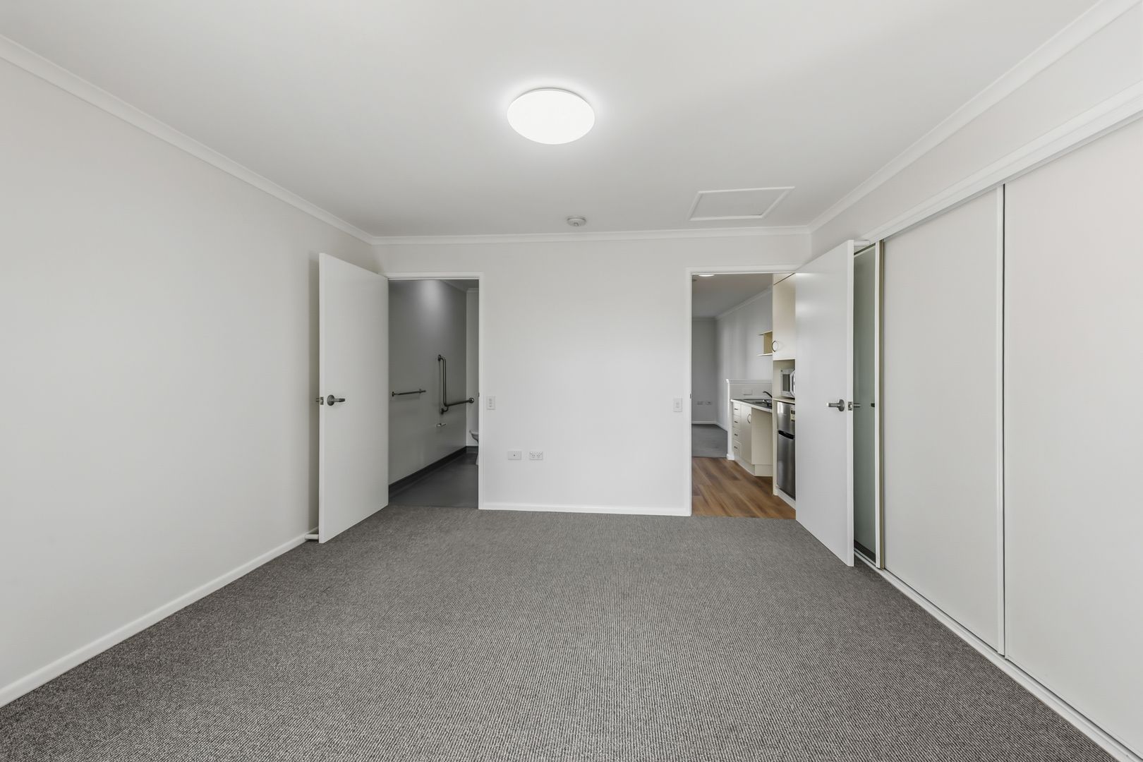 Independent Living  Unit with Kitchenette - Couples
Rent in a Seniors Living Community