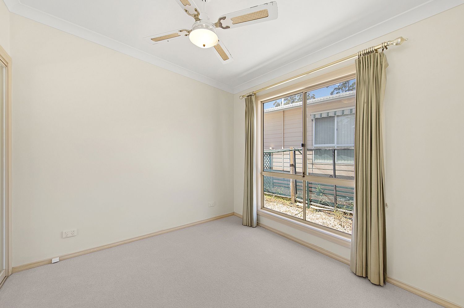 Lifestyle Plus! Beautiful Presentation!