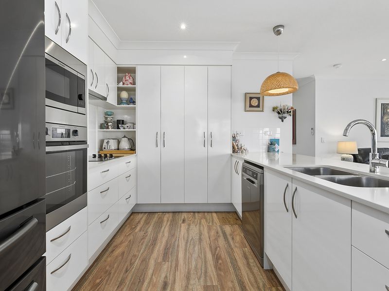 Entertainers Paradise