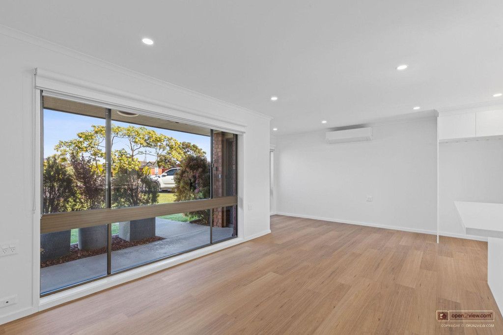Natural light 2 Bedroom Unit 